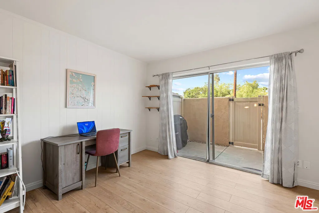 6221 Morse Avenue, North Hollywood, California 91606 home-pic-7